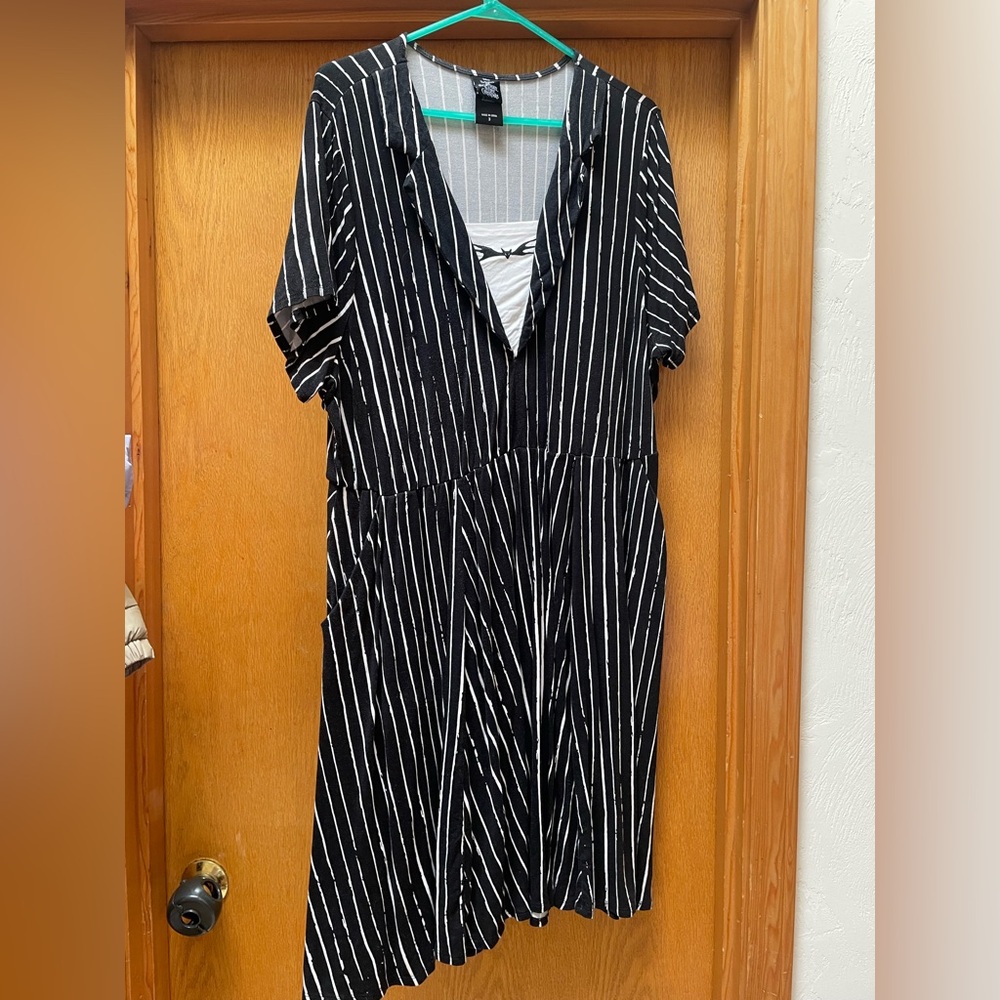 Torrid Jack Skellington dress size 3